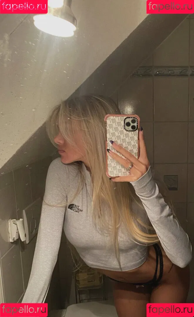 Lillimsr Onlyfans Photo Gallery 