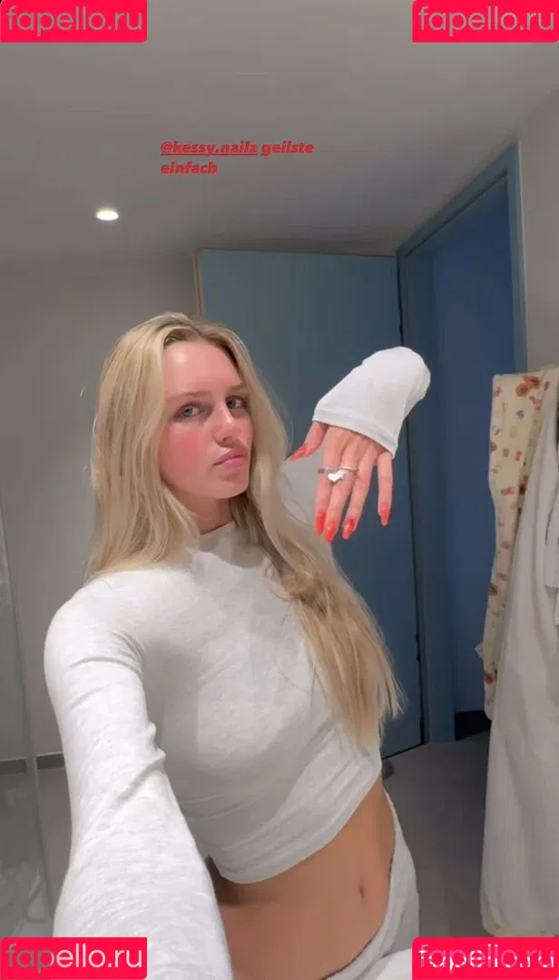 Lillimsr Onlyfans Photo Gallery 