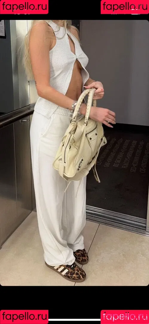Lillimsr Onlyfans Photo Gallery 