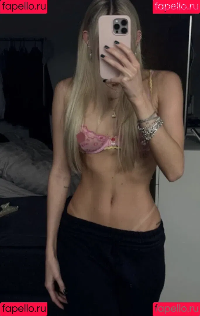Lillimsr Onlyfans Photo Gallery 