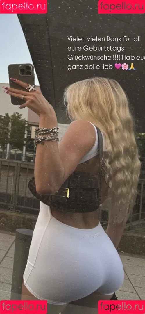 Lillimsr Onlyfans Photo Gallery 