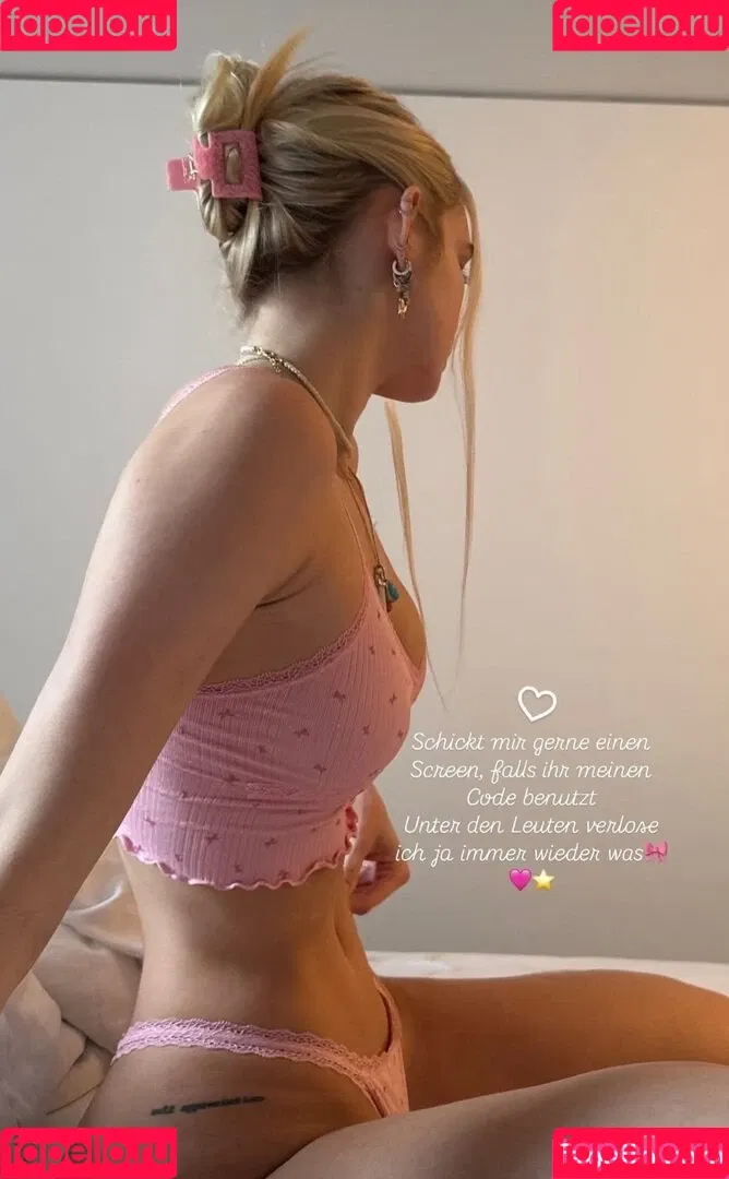 Lillimsr Onlyfans Photo Gallery 