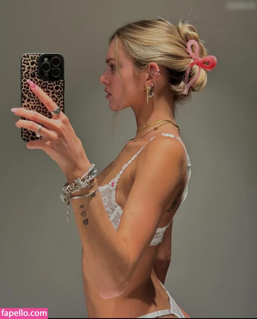 Lillimsr Onlyfans Photo Gallery 