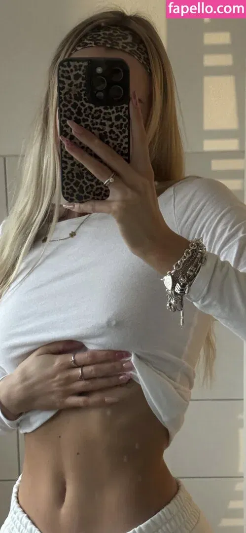 Lillimsr Onlyfans Photo Gallery 