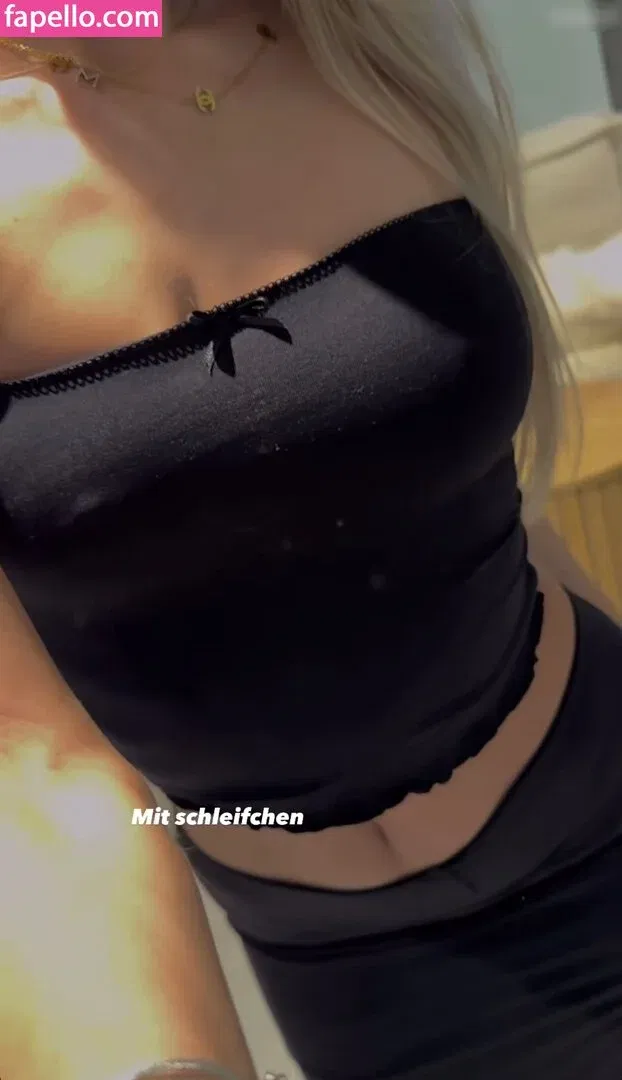 Lillimsr Onlyfans Photo Gallery 