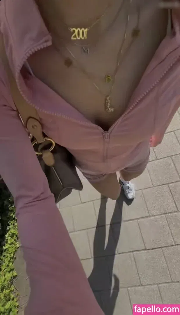 Lillimsr Onlyfans Photo Gallery 