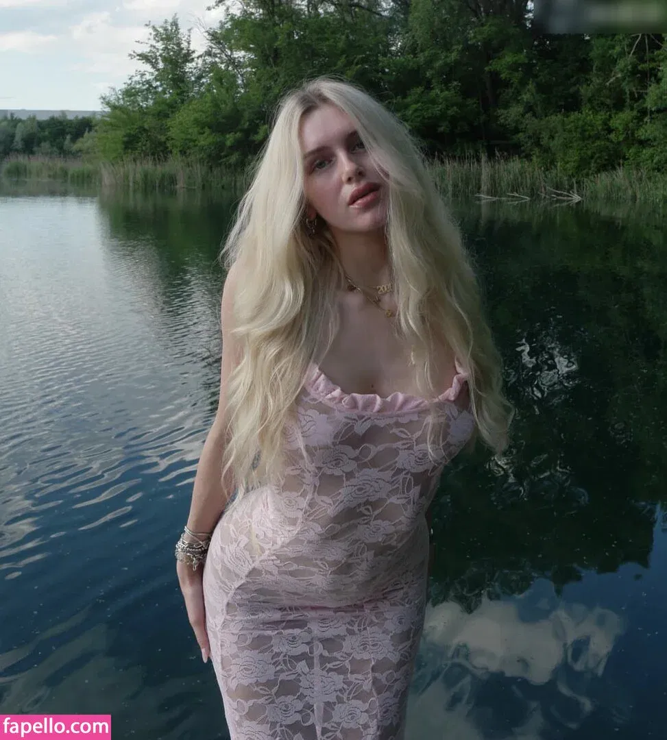 Lillimsr Onlyfans Photo Gallery 