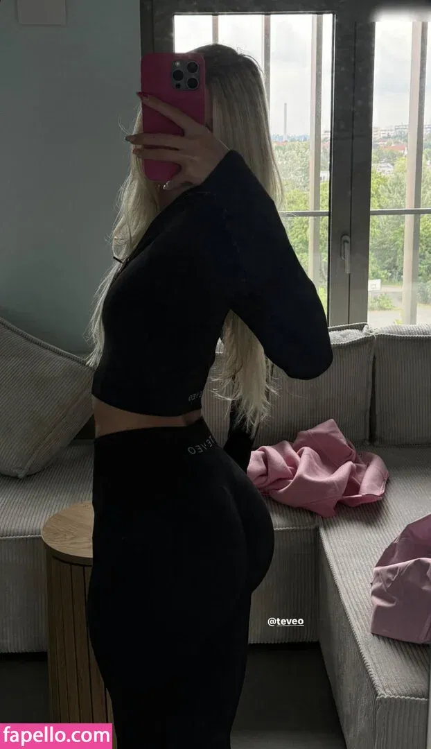 Lillimsr Onlyfans Photo Gallery 