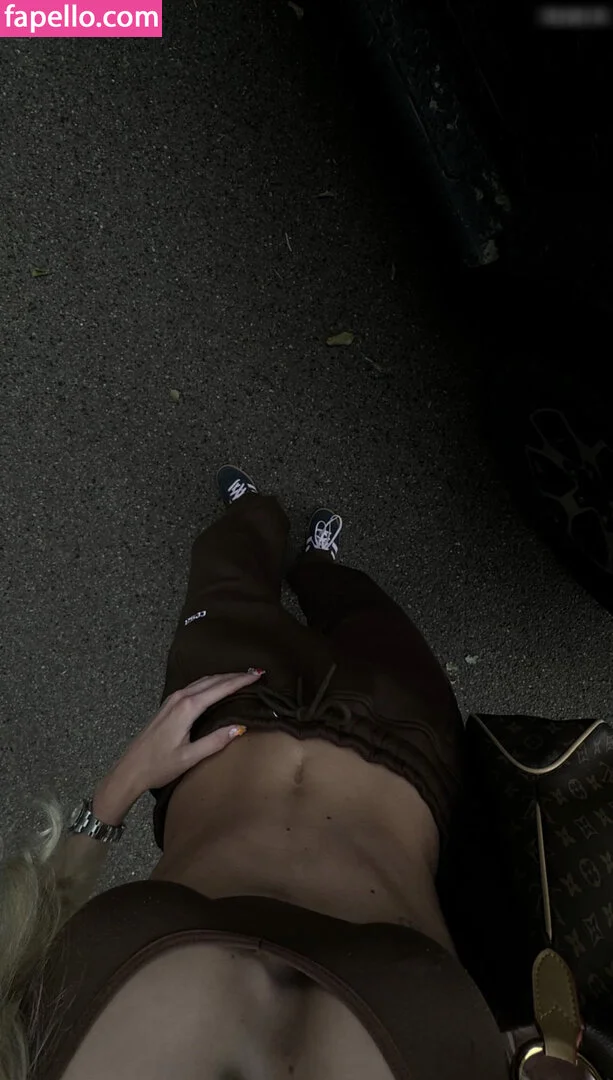 Lillimsr Onlyfans Photo Gallery 