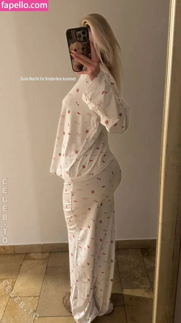 Lillimsr Onlyfans Photo Gallery 