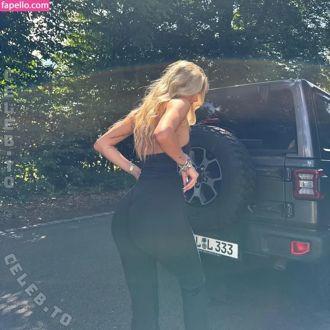 Lillimsr Onlyfans Photo Gallery 