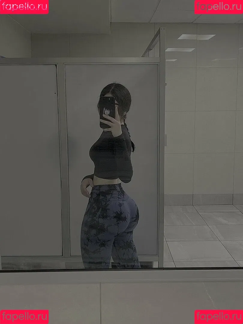 Genesiscruzm Onlyfans Photo Gallery 