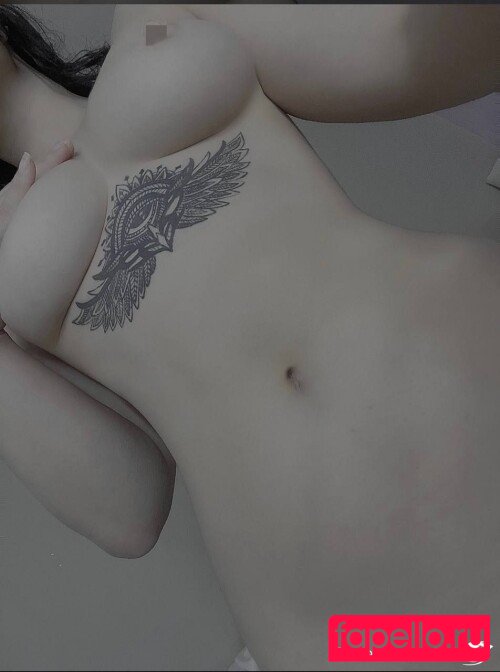 Genesiscruzm Onlyfans Photo Gallery 