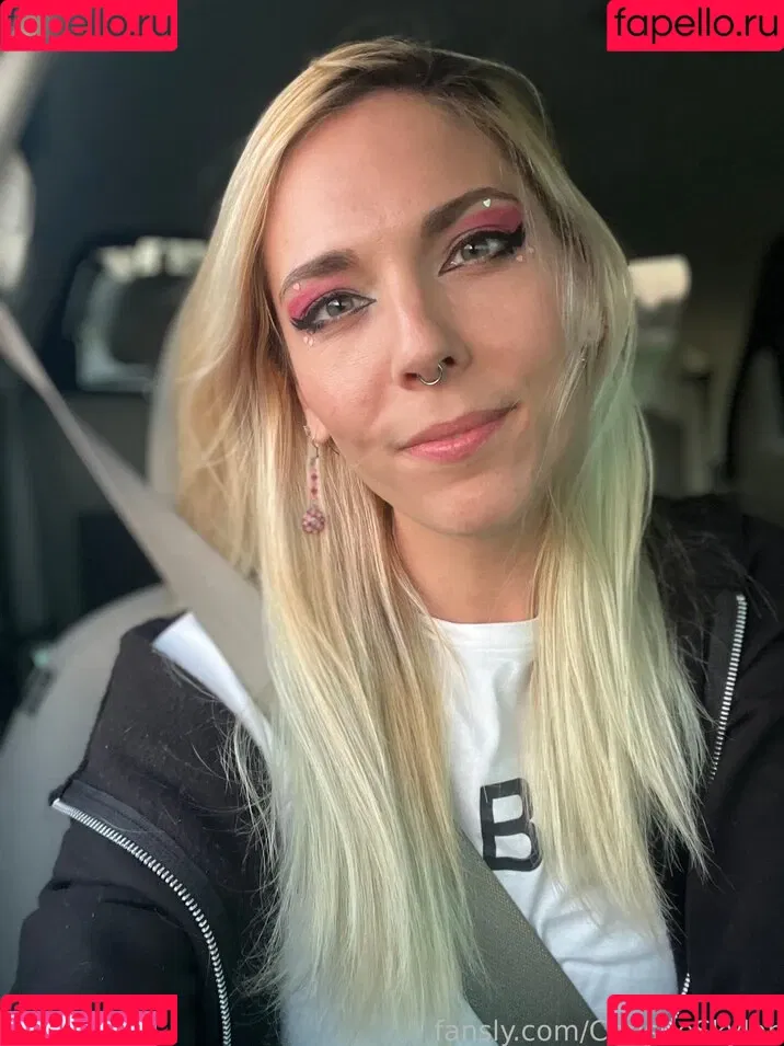 Christie Skylar Onlyfans Photo Gallery 