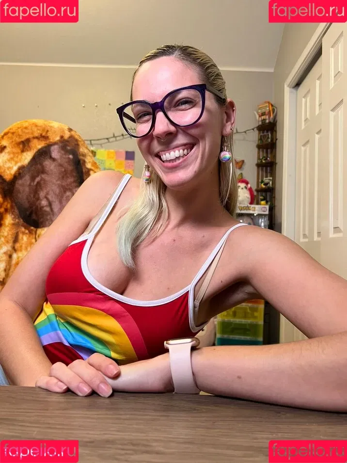 Christie Skylar Onlyfans Photo Gallery 