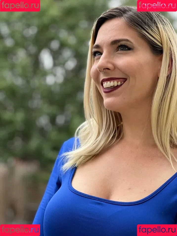 Christie Skylar Onlyfans Photo Gallery 