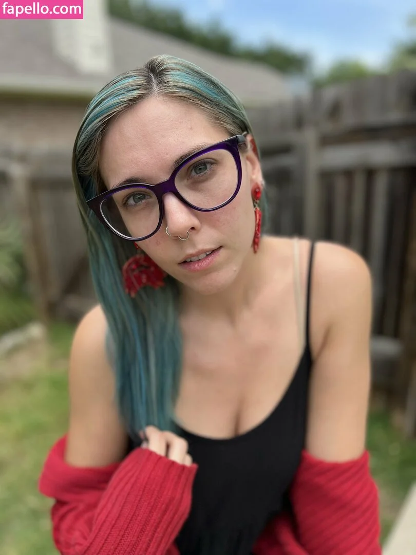 Christie Skylar Onlyfans Photo Gallery 