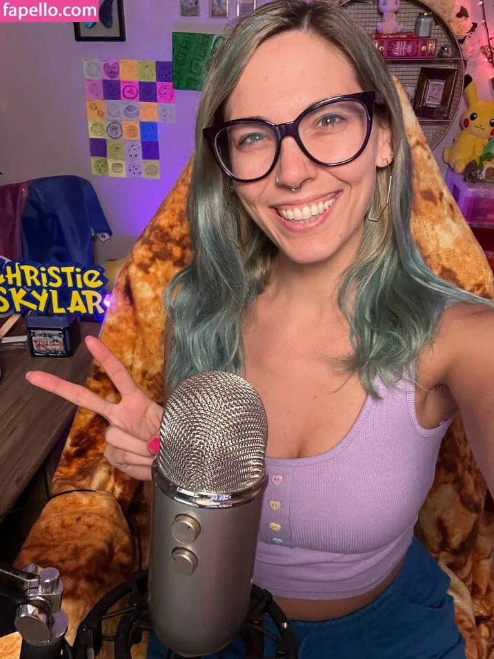 Christie Skylar Onlyfans Photo Gallery 