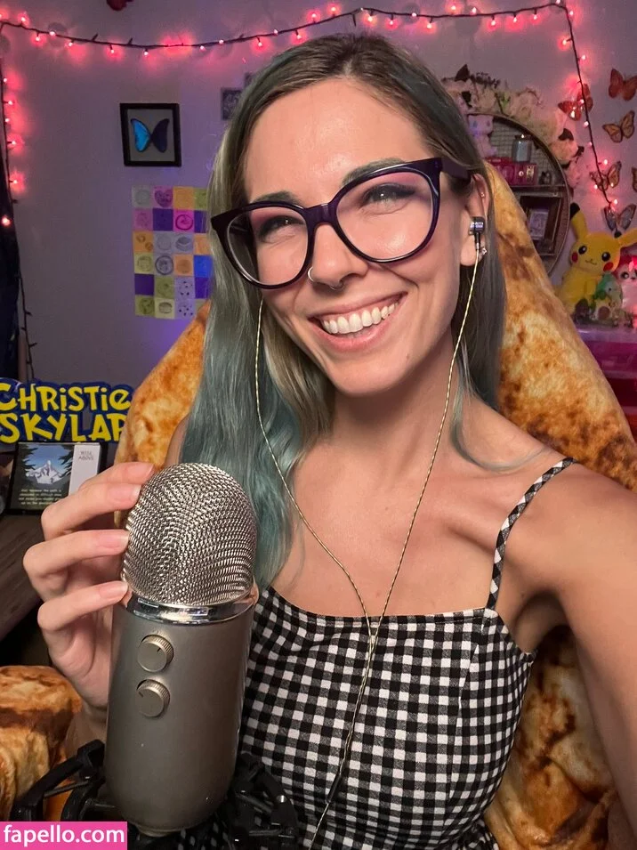 Christie Skylar Onlyfans Photo Gallery 