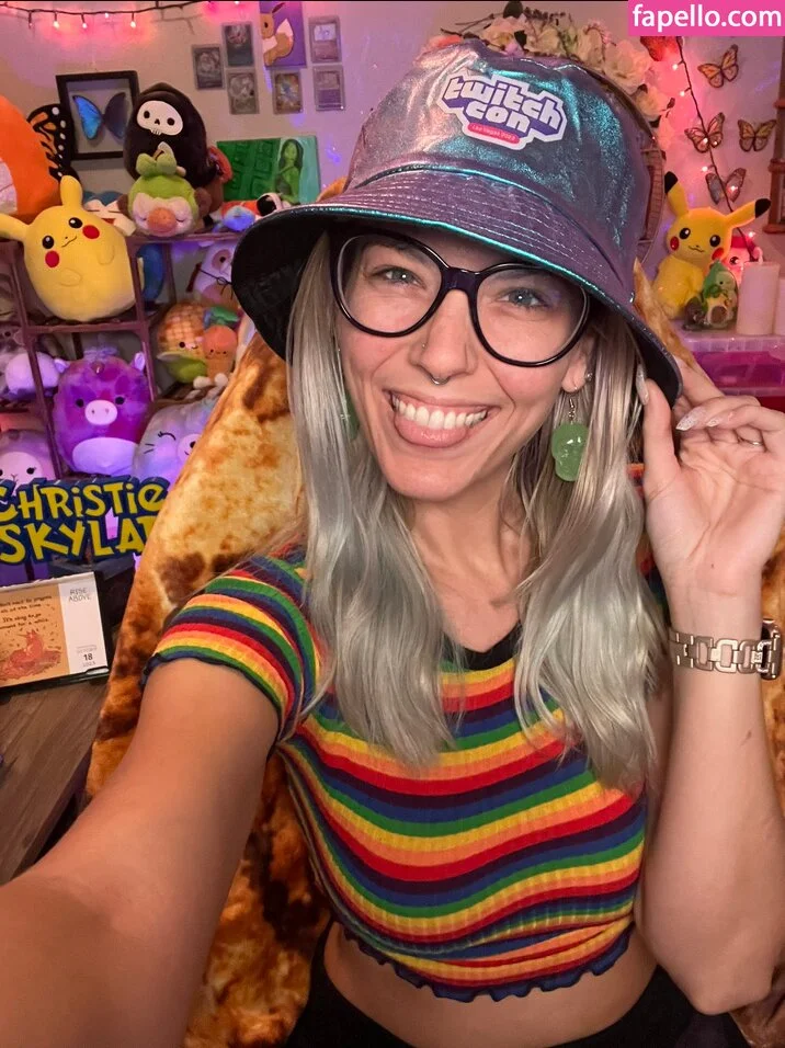 Christie Skylar Onlyfans Photo Gallery 