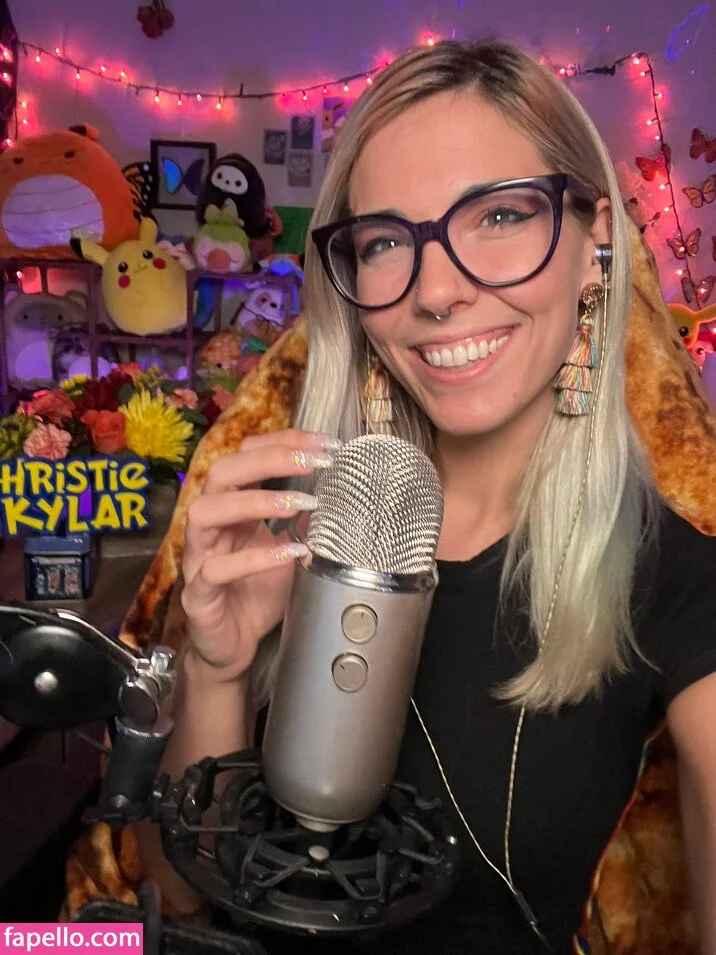 Christie Skylar Onlyfans Photo Gallery 