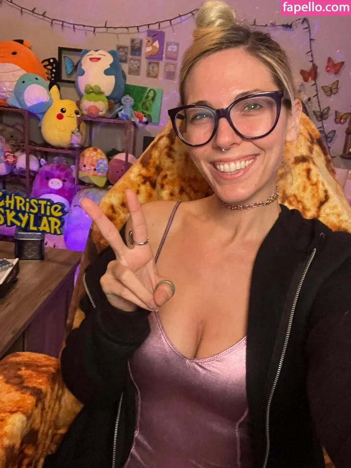 Christie Skylar Onlyfans Photo Gallery 