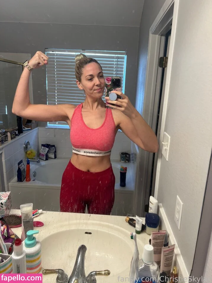 Christie Skylar Onlyfans Photo Gallery 