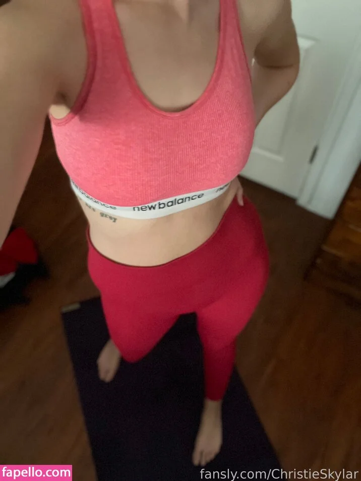 Christie Skylar Onlyfans Photo Gallery 