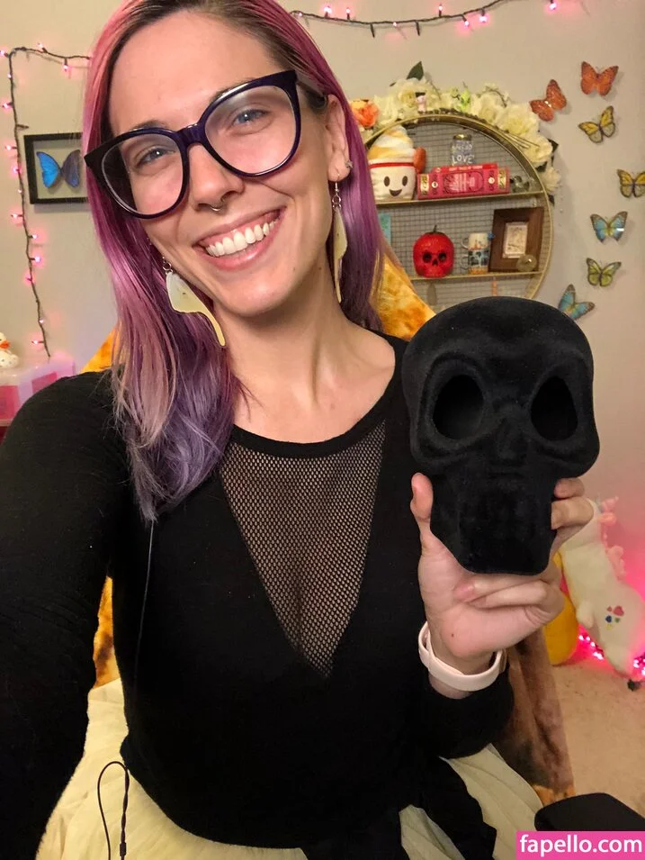 Christie Skylar Onlyfans Photo Gallery 