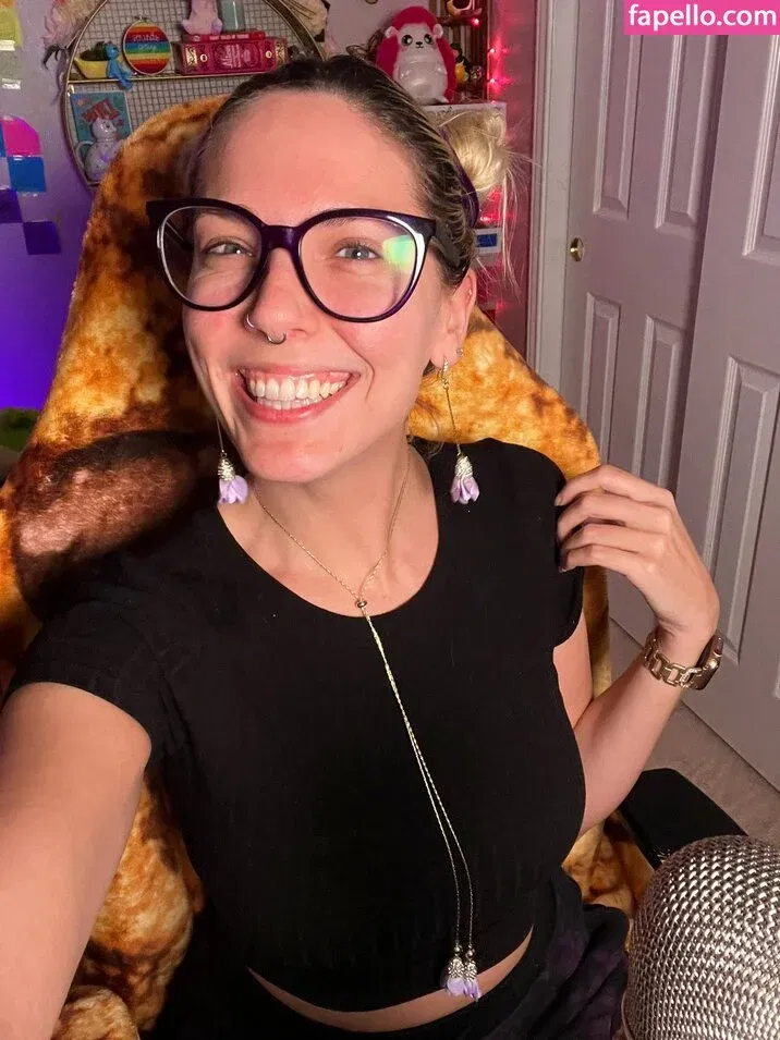 Christie Skylar Onlyfans Photo Gallery 