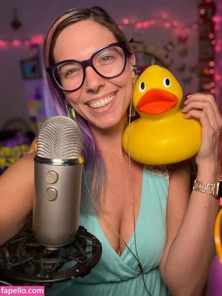 Christie Skylar Onlyfans Photo Gallery 