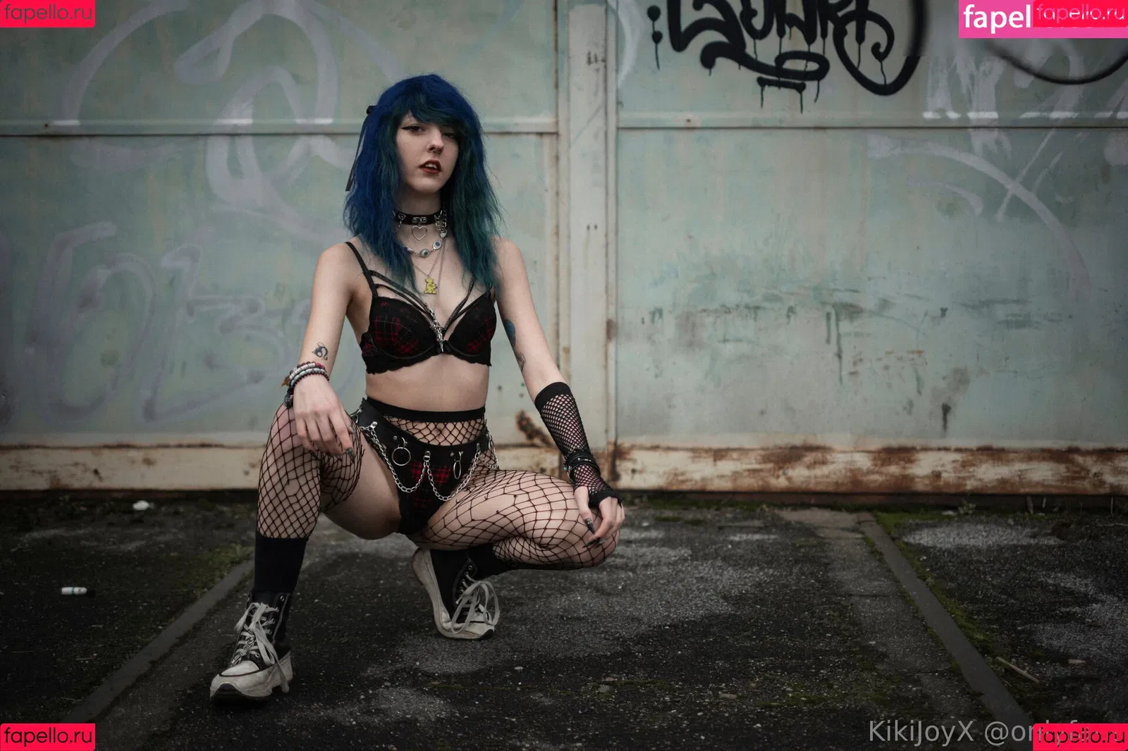 kikideimos Onlyfans Photo Gallery 