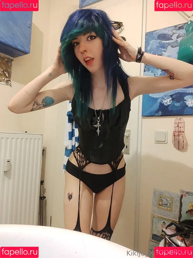 kikideimos Onlyfans Photo Gallery 