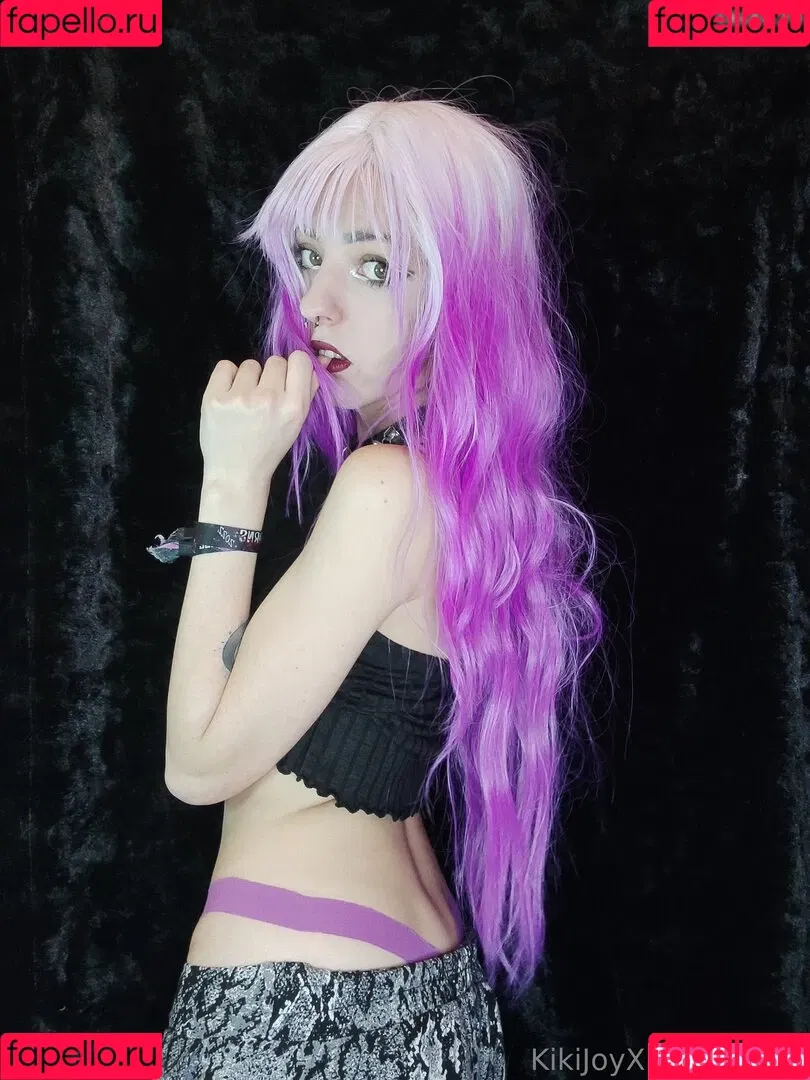 kikideimos Onlyfans Photo Gallery 