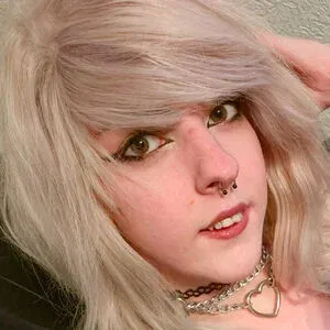 kikideimos Onlyfans Photo Gallery 