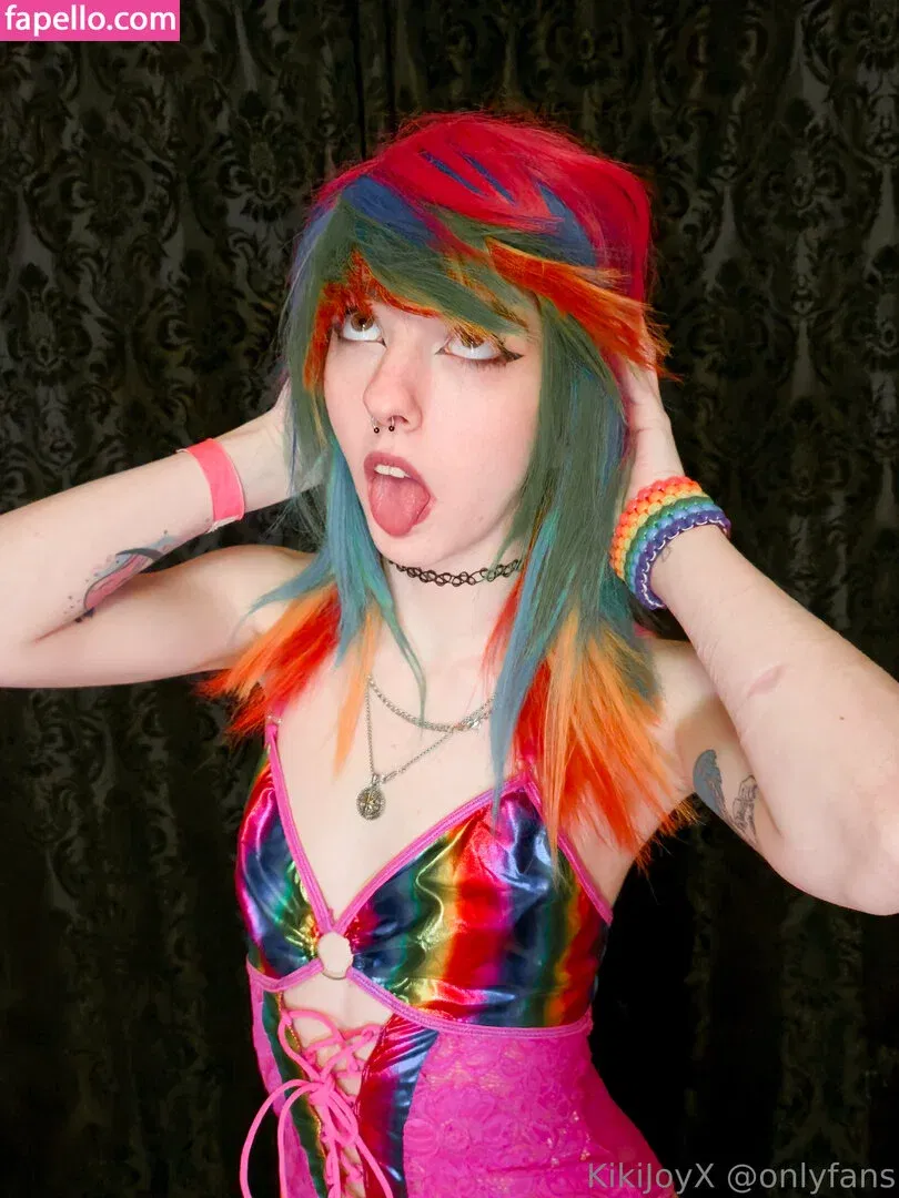 kikideimos Onlyfans Photo Gallery 