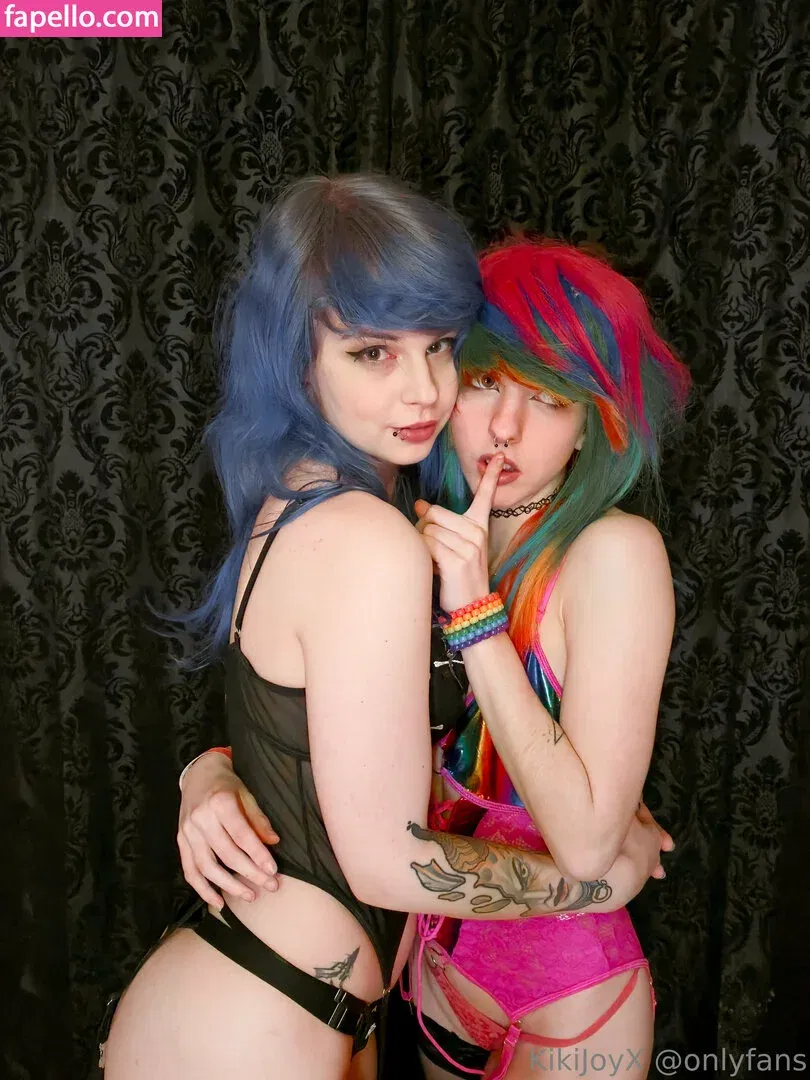 kikideimos Onlyfans Photo Gallery 