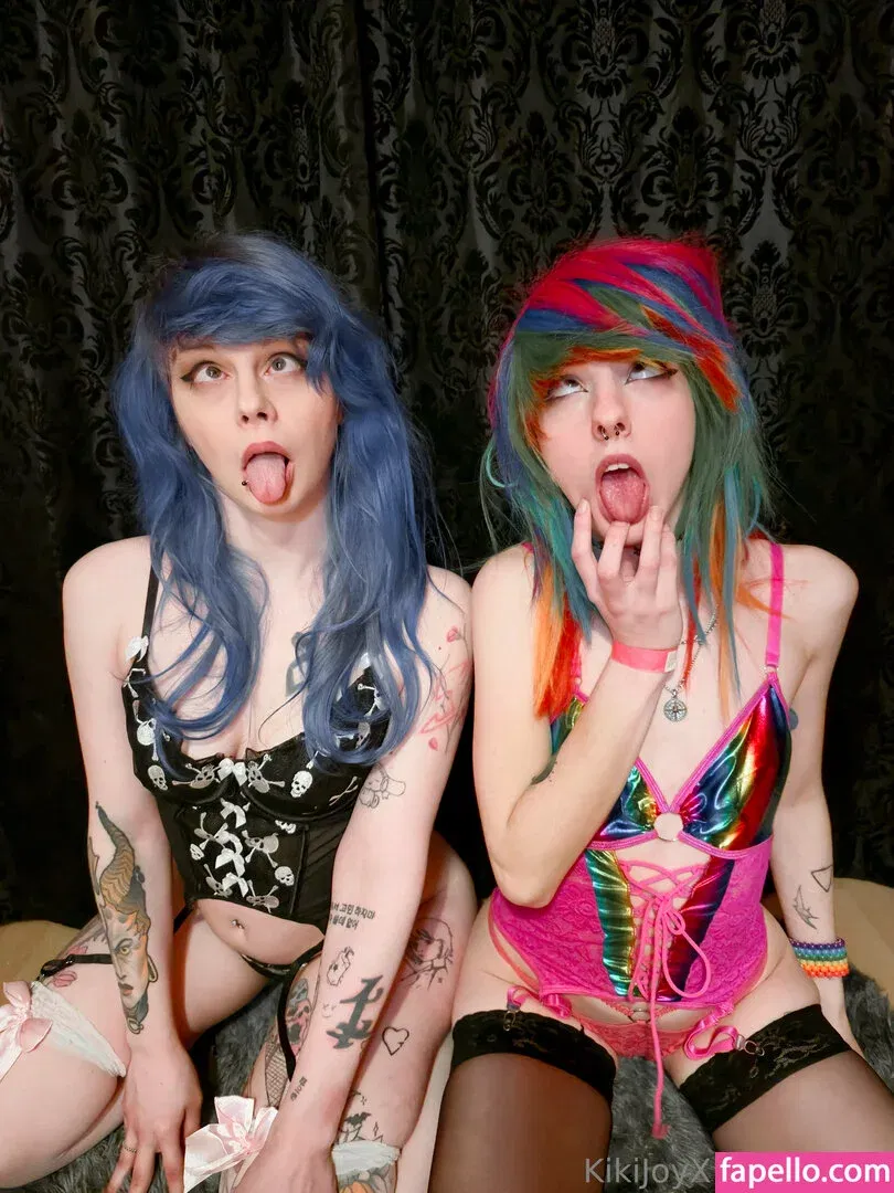 kikideimos Onlyfans Photo Gallery 