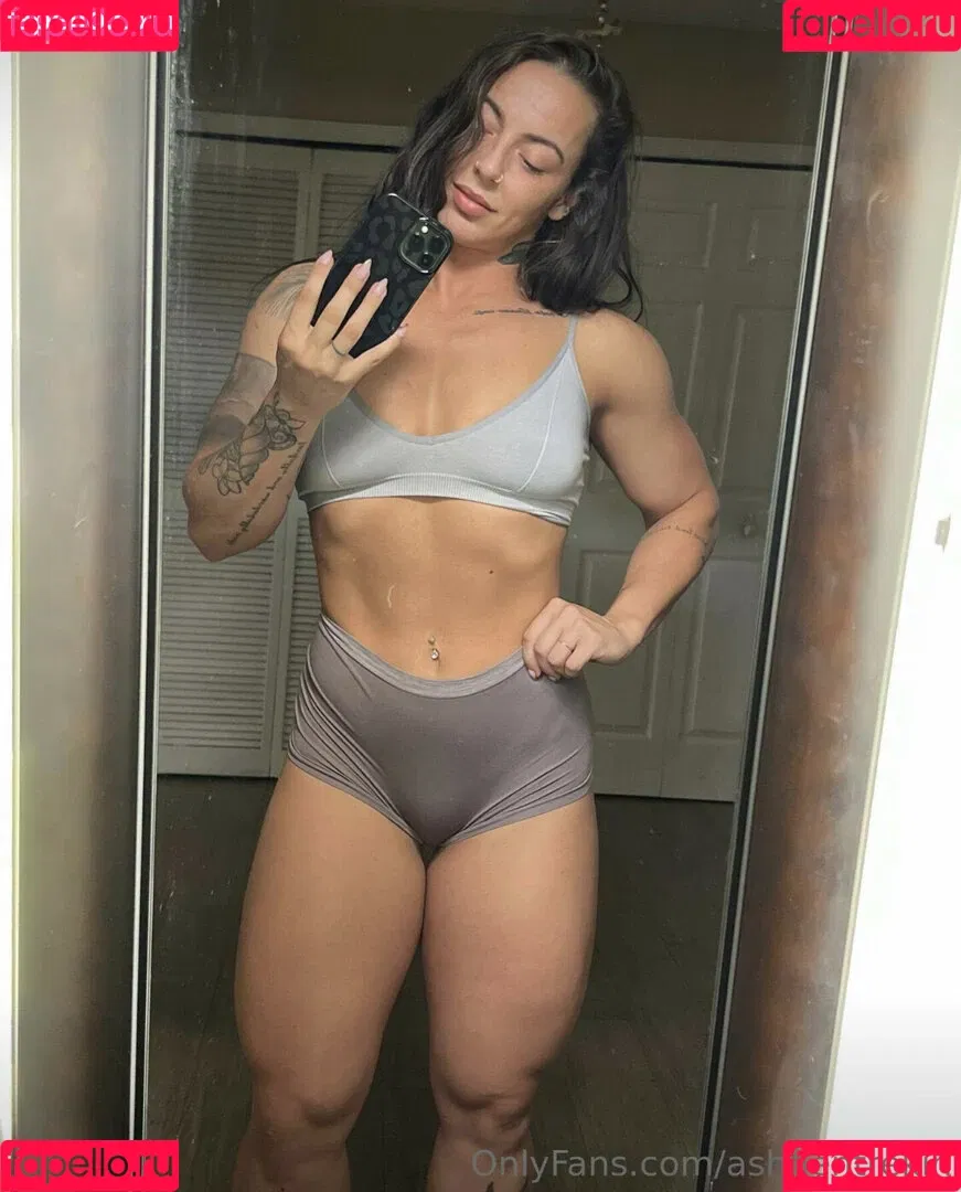 ashhentrekin Onlyfans Photo Gallery 