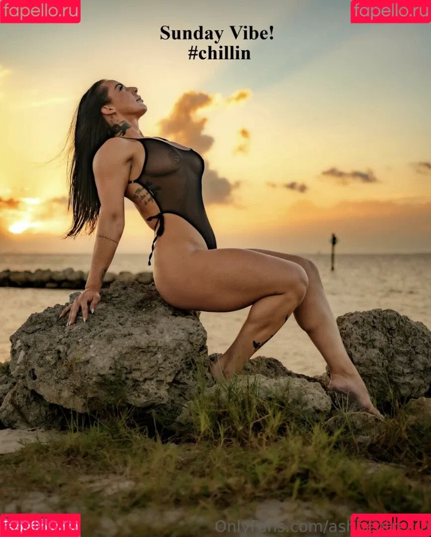 ashhentrekin Onlyfans Photo Gallery 
