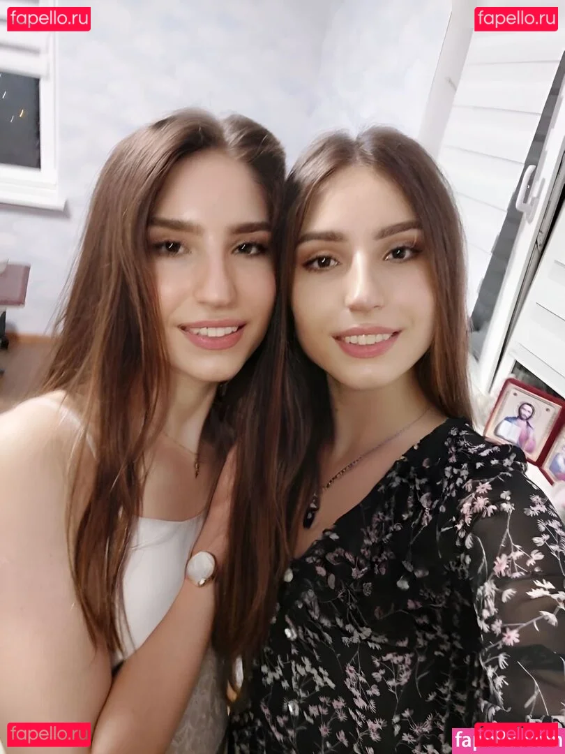 Alice x Haizlee Onlyfans Photo Gallery 