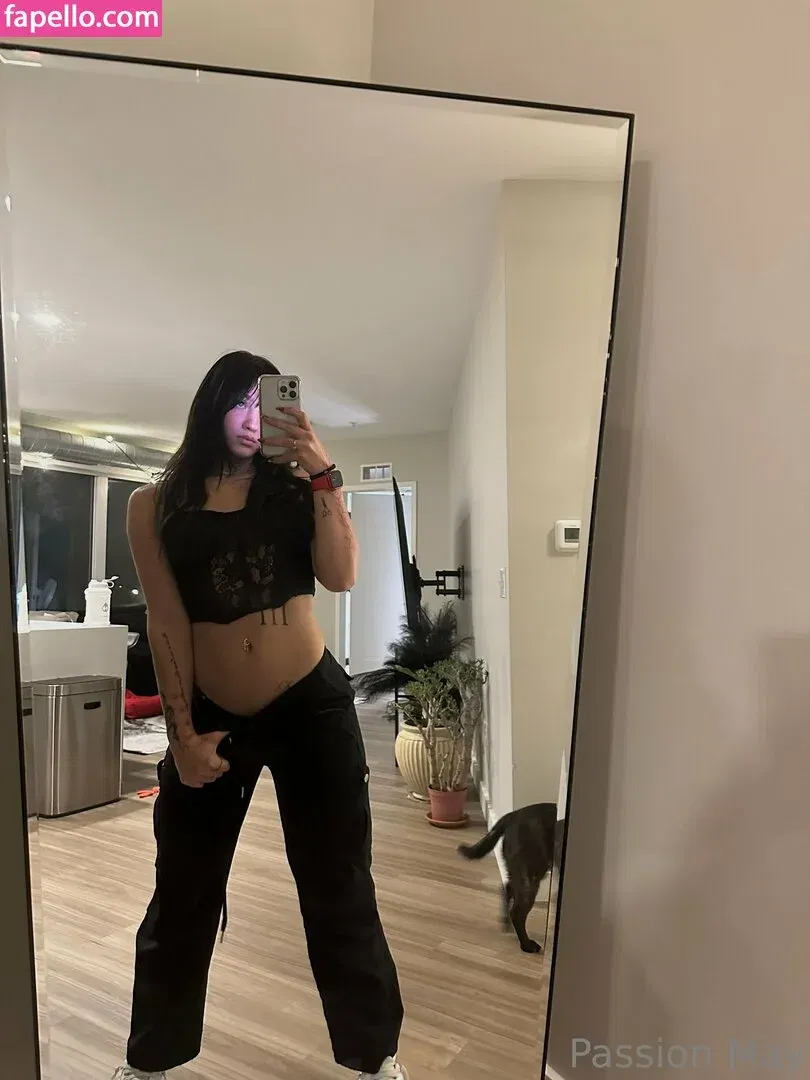 passionslives Onlyfans Photo Gallery 