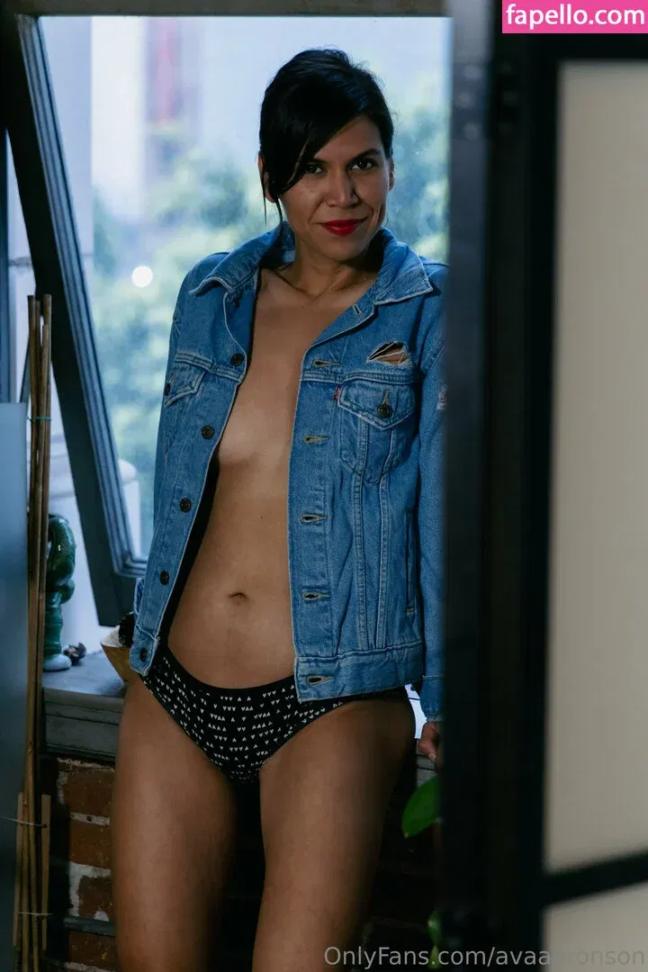 avaaaronson Onlyfans Photo Gallery 