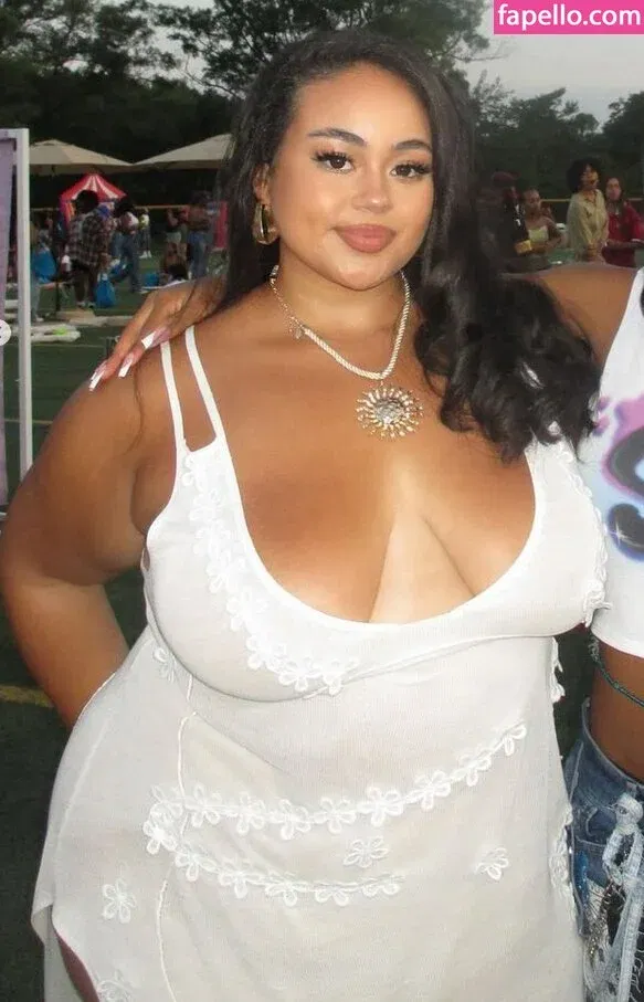 phaithmontoya Onlyfans Photo Gallery 