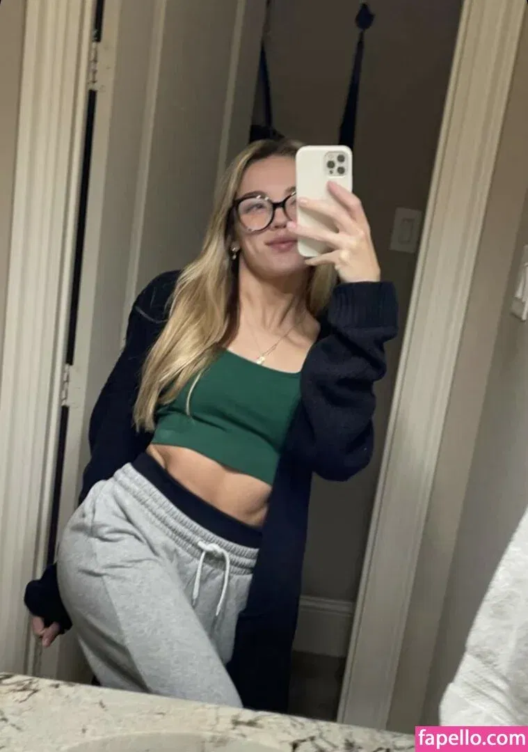 Reagan Campbell Onlyfans Photo Gallery 