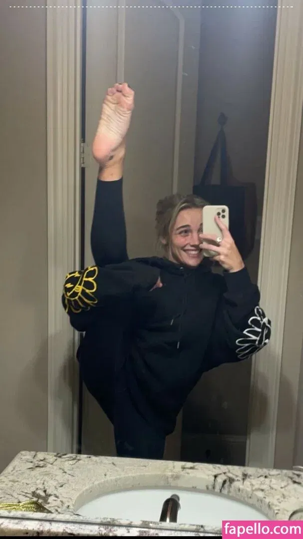 Reagan Campbell Onlyfans Photo Gallery 