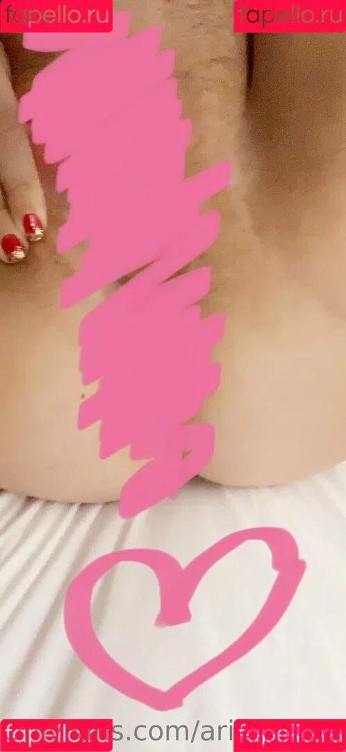 ari_lambert Onlyfans Photo Gallery 