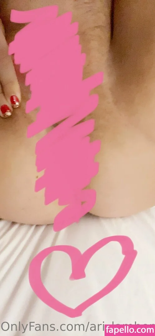 ari_lambert Onlyfans Photo Gallery 