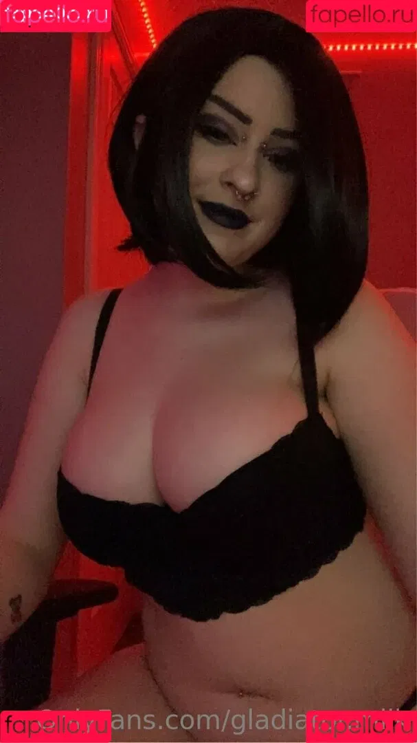 lulunalax Onlyfans Photo Gallery 