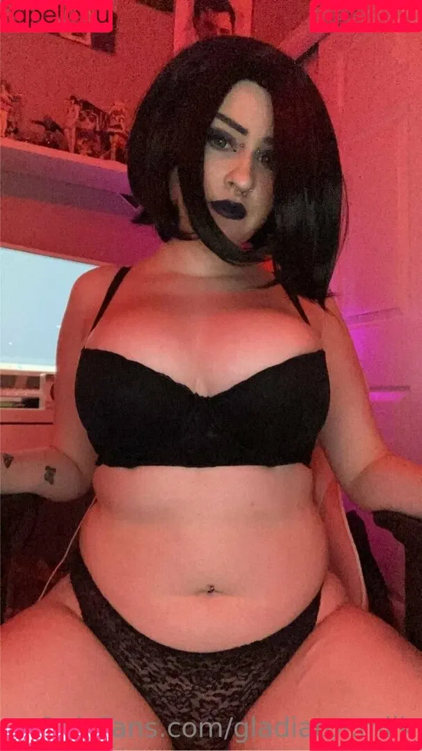 lulunalax Onlyfans Photo Gallery 